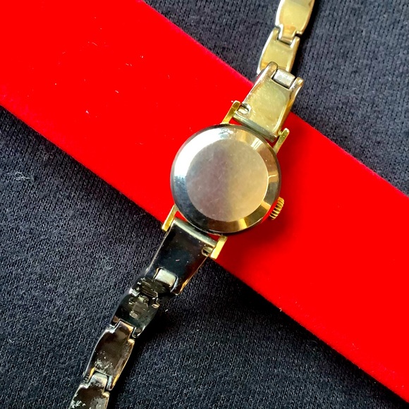 ULTRA CUTE OMEGA AUTOMATIC watch 🔥🔥🔥 - Picture 11 of 11